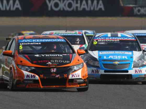 WTCC 2013: Yvan Muller claims 4th title in Suzuka image