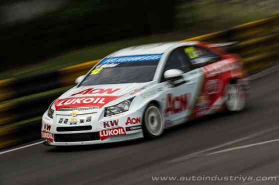 Champions Muller and Huff split FIA WTCC wins at 2013 Macau GP image