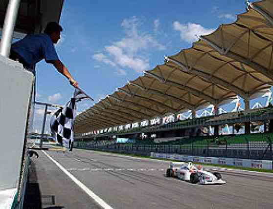 Chinese Sensation Continues to Dominate Formula BMW Asia image