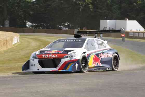 Peugeot 208 T16 Pikes Peak awarded by Autosport and Top Gear UK image
