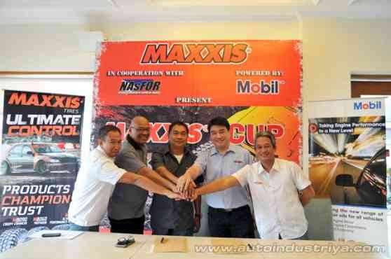 Maxxis Tires headlines 2014 NAsFOR 4x4 series Maxxis Tires headlines 2014 NAsFOR 4x4 series image