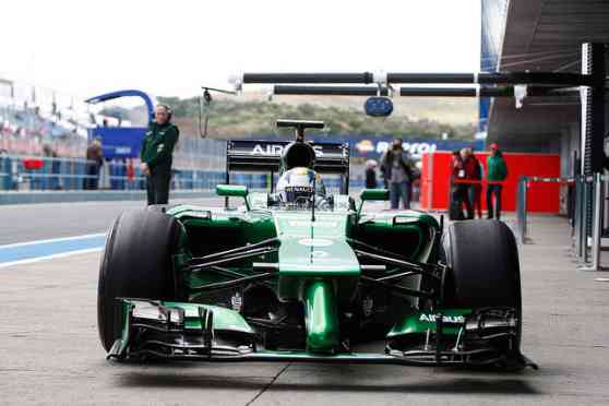 Caterham drivers for the 2014 F1 season unveil the CT05  image