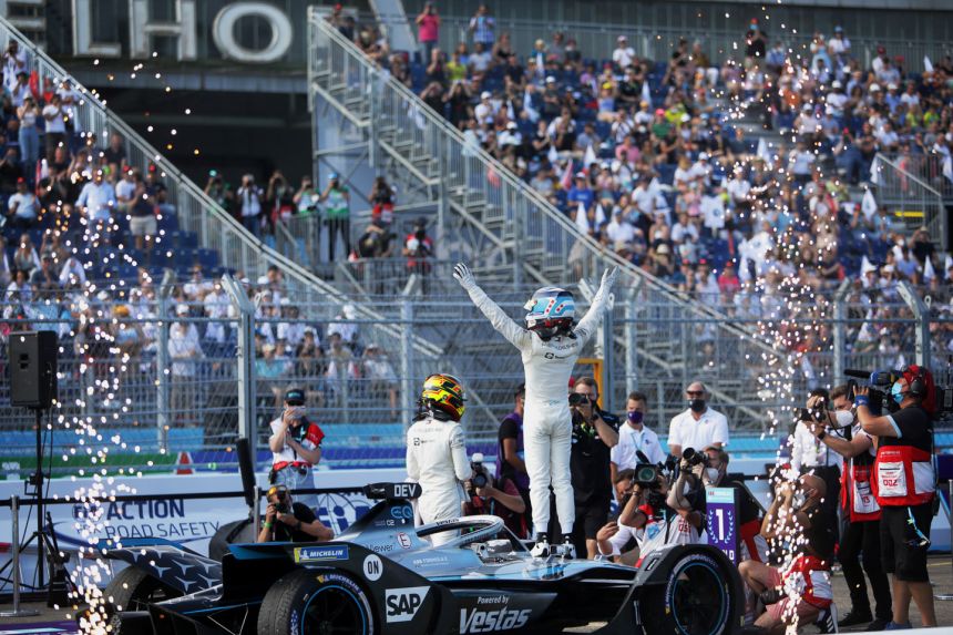 Mercedes wins both Formula E titles in topsy-turvy finale image