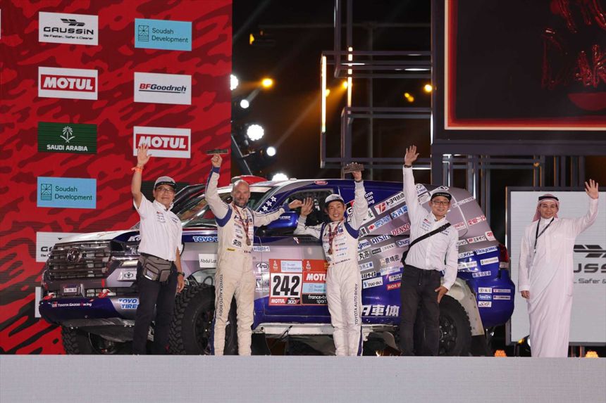 Toyota dominates 2022 Dakar Rally with the Hilux image