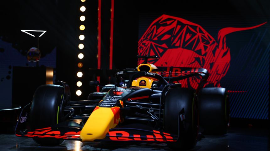 Red Bull Racing ready to defend F1 title with RB18 image