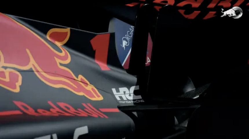 Why does 2022 Red Bull F1 car say HRC and not Honda? image