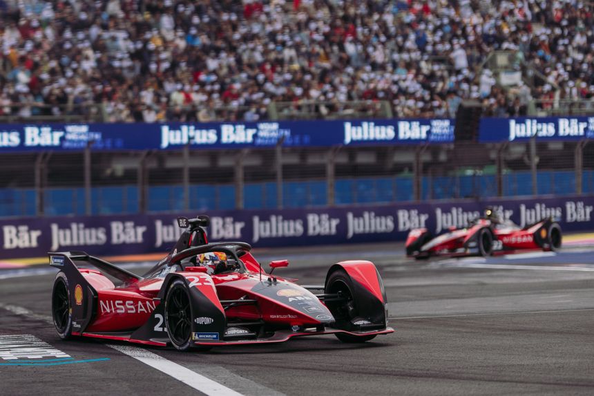 Nissan takes full control of Formula E team image