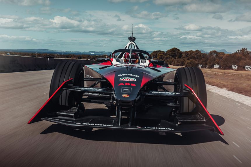 99X Electric is Porsche's most powerful Formula E car image