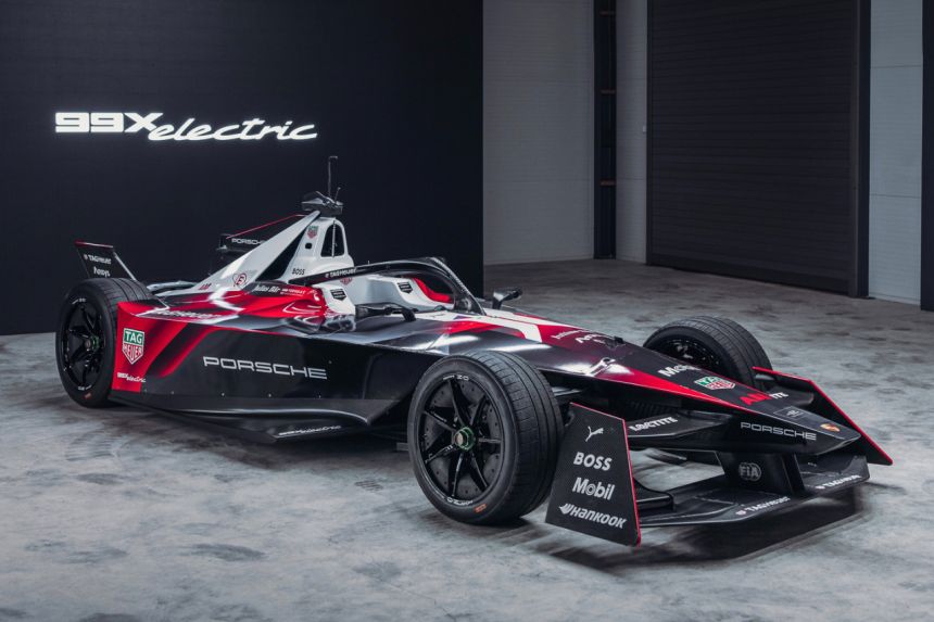 99X Electric is Porsche's most powerful Formula E car image