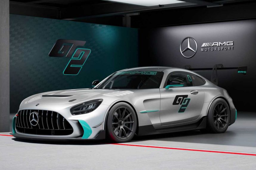 Built for the track: Mercedes-AMG unveils 707 PS GT2 race car image