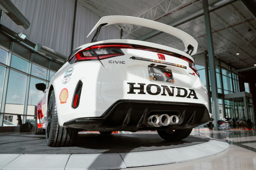 2023 Honda Civic Type R to lead IndyCar grid this weekend image