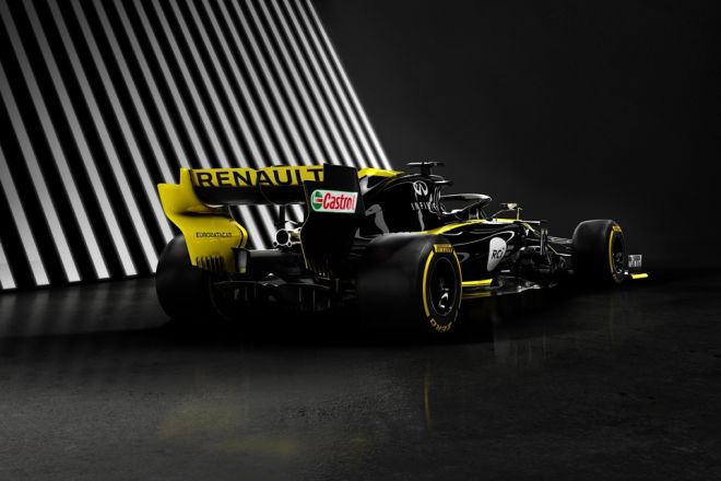 Renault aims for top three finish with new car, new driver in 2019 image