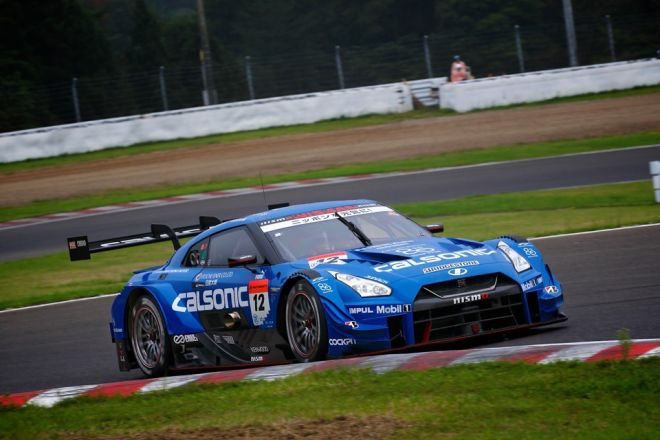 Nissan revs up for 2019 motorsport season image