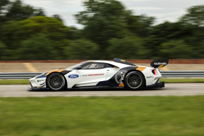 Ford GT MkII is strictly for the race track image