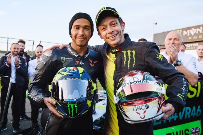 Lewis Hamilton trades F1 car for MotoGP bike with Valentino Rossi image
