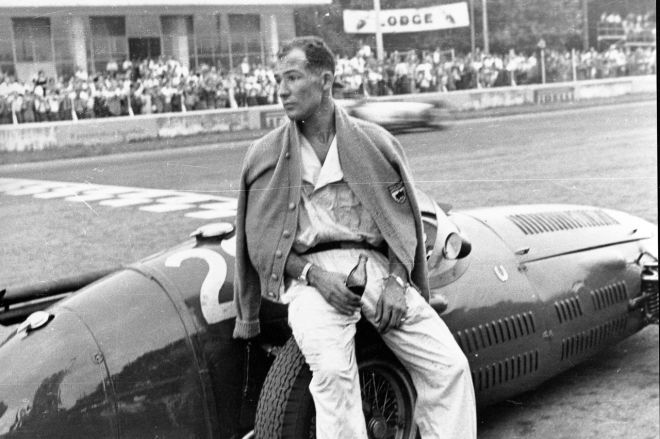 F1 legend Sir Stirling Moss passes away at 90 image