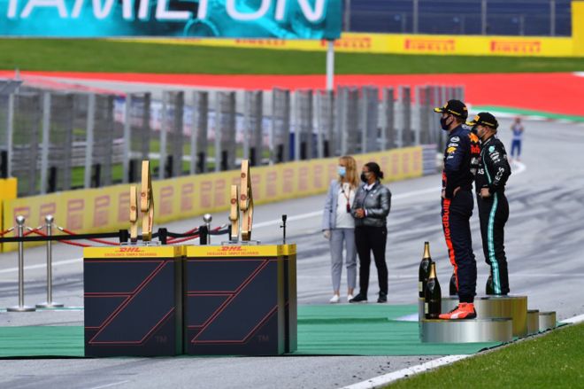 This is how F1 trophies are delivered this 2020 season image