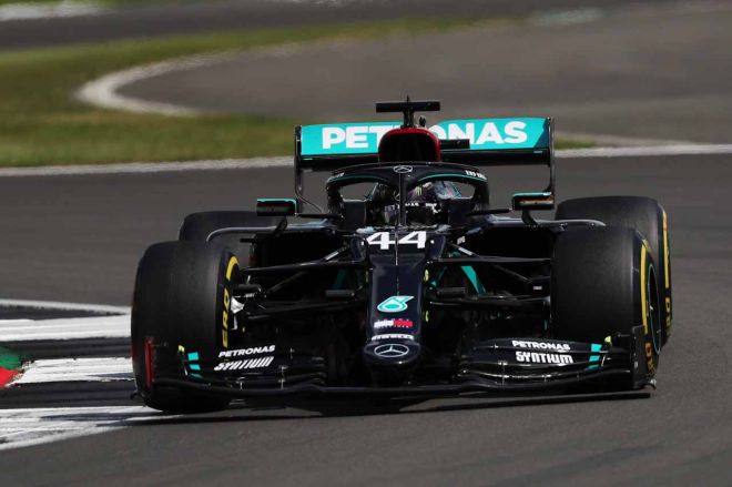 Fan or not, you should be amazed at Lewis Hamilton