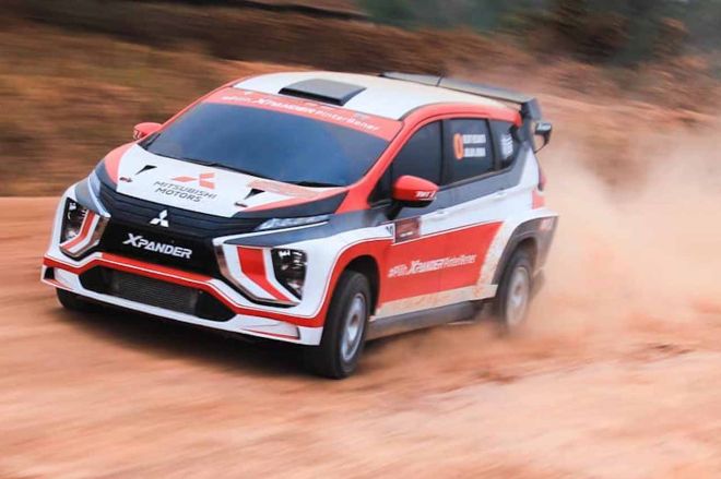 Dear Mitsubishi, please make a road-version of the Xpander rally car image