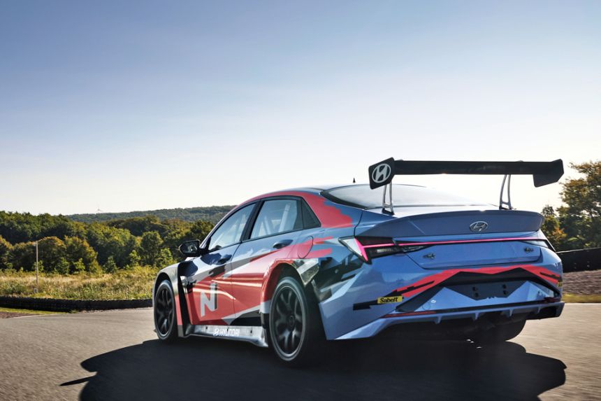 Hyundai wants to take their all-new Elantra racing image