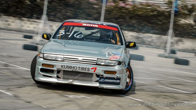 Choachuy destroys competition in 2009 Lateral Drift opener image