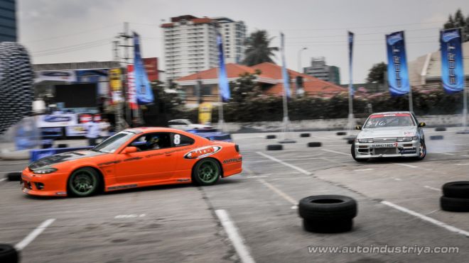 Choachuy destroys competition in 2009 Lateral Drift opener image