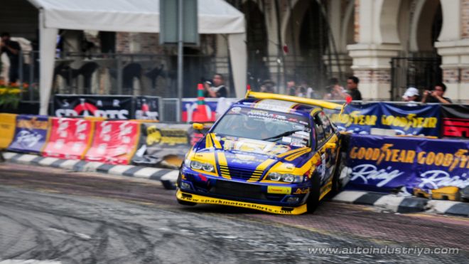 Templeman tops 2010 Formula Drift Final Qualifier image