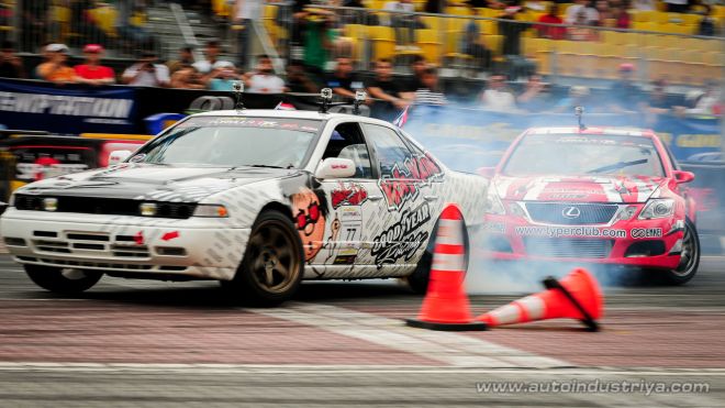 Daigo Saito claims victory in 2010 Formula Drift Asia final image
