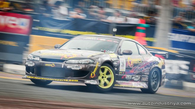 Daigo Saito claims victory in 2010 Formula Drift Asia final image