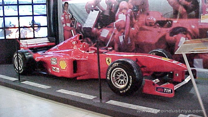 2001 Custom Car and Sport Truck Show image