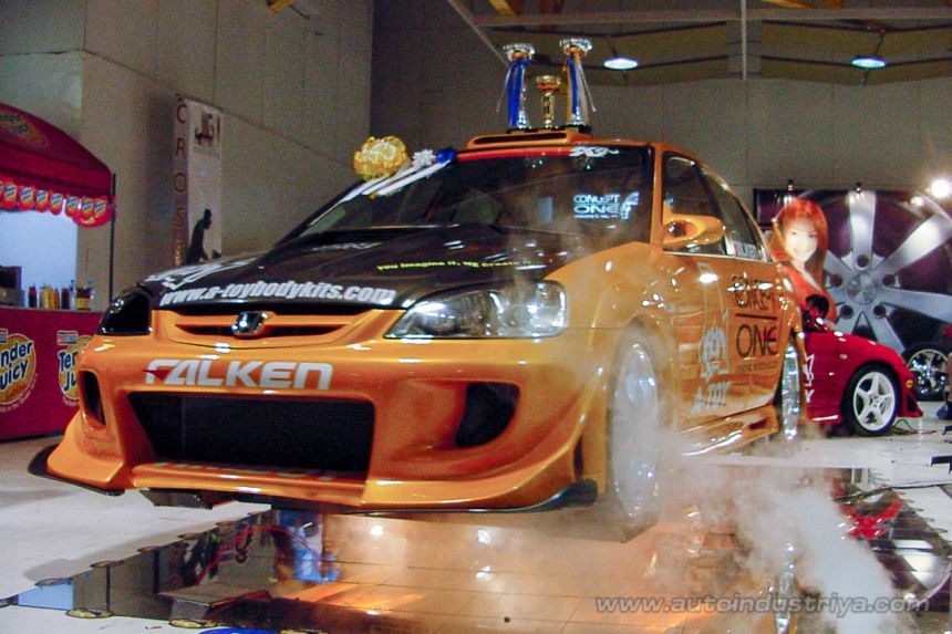 2003 Trans Sport Show image