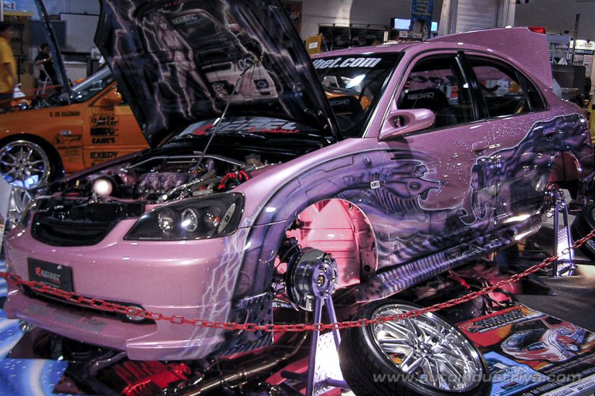 2004 Trans Sport Show image