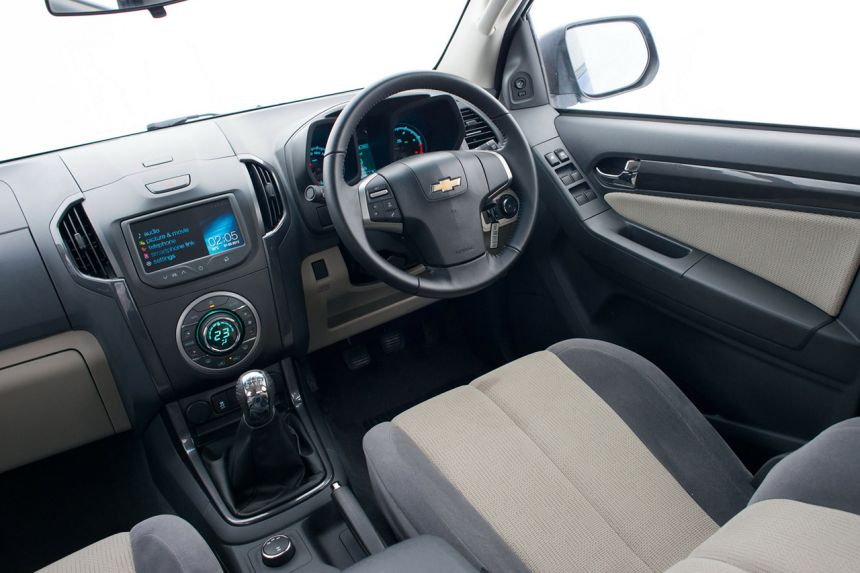 2012 Chevrolet Colorado makes world premiere image