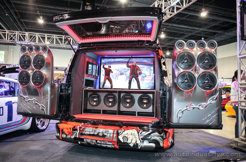 2011 Manila Auto Salon image