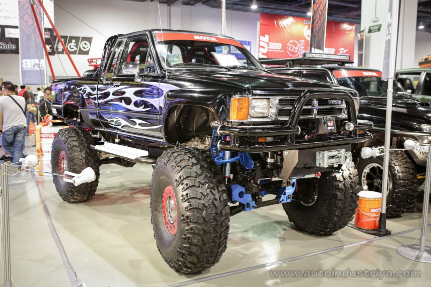 2012 Manila Auto Salon sizzles it up at SMX image