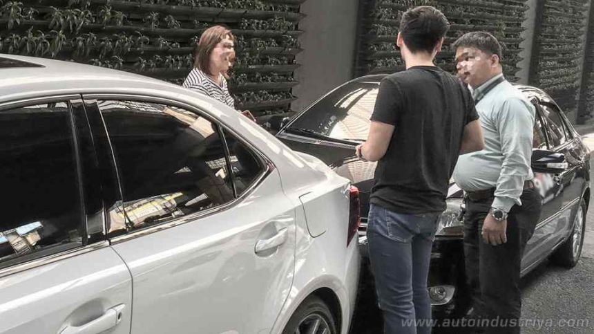 Seven ways to make your car accident less stressful image