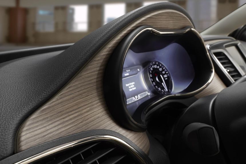 NAIAS 2014: Introducing the all-new 2015 Chrysler 200 Sedan image