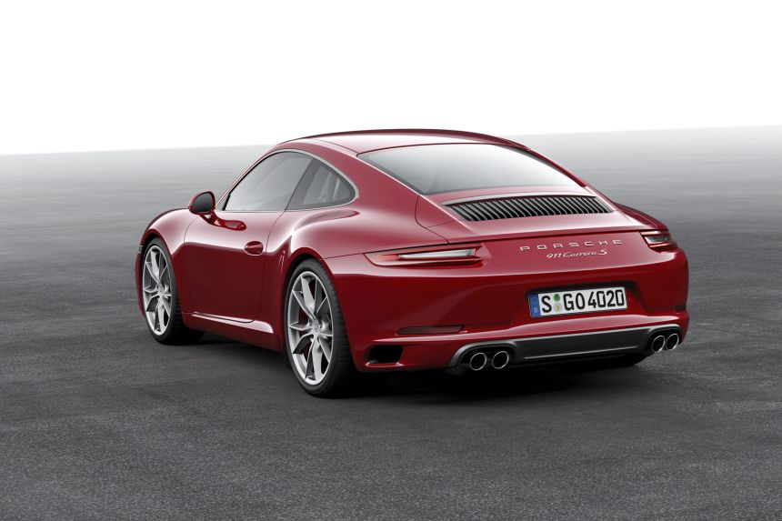 Frankfurt 2015 Preview: Porsche 911 detailed ahead of show image