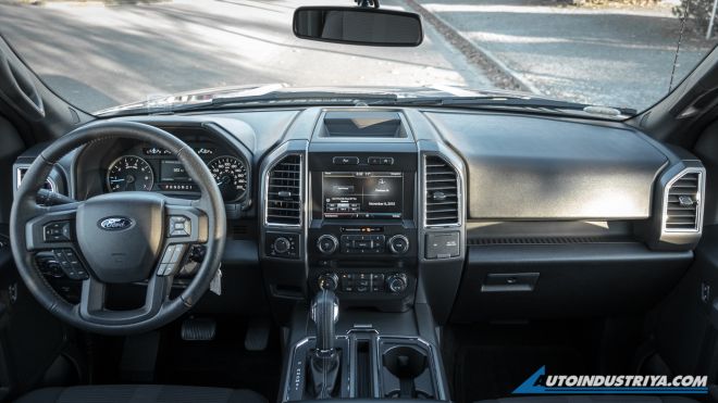 2015 Ford F-150 XLT 4x4 Supercrew image