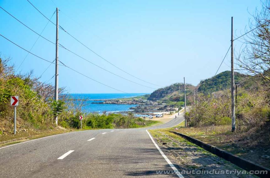 Common road markings and what they mean image