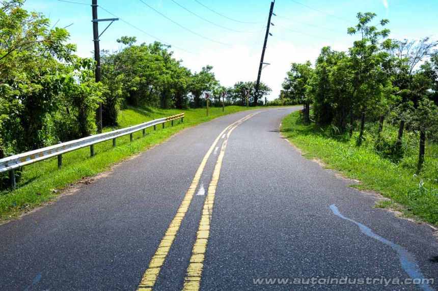 Common road markings and what they mean image