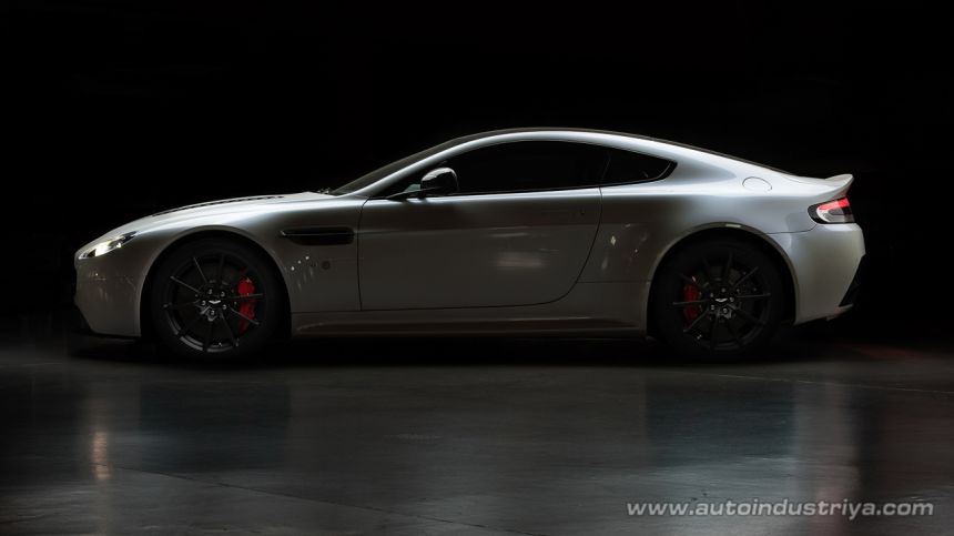 2016 Aston Martin V12 Vantage S image