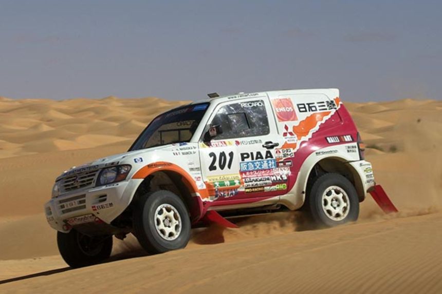 35 years of Mitsubishi Pajero image