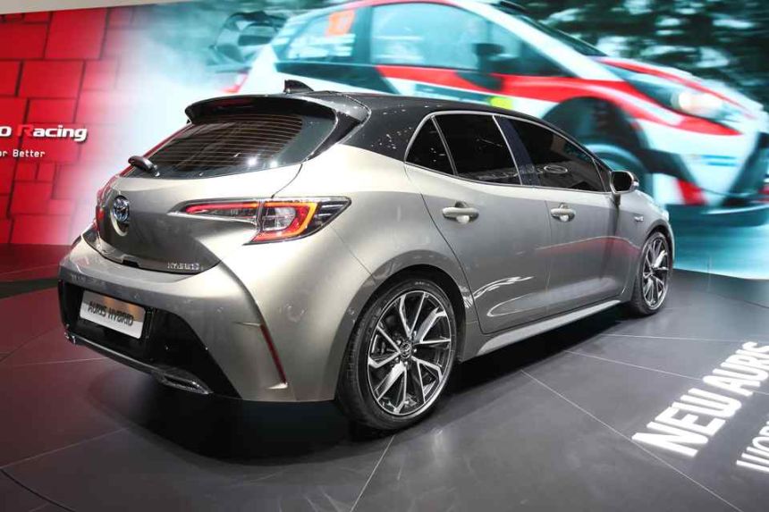 Geneva 2018: All-new Toyota Auris previews next-gen Corolla image