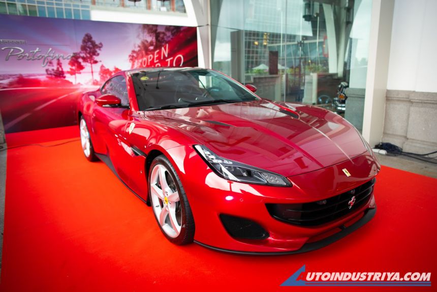 Timeless Beauty: The Cars of the Fullerton Concours D' Elegance in Singapore image