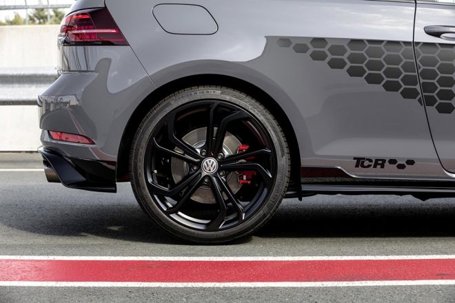 Volkswagen gives the Golf more beef with GTI TCR image