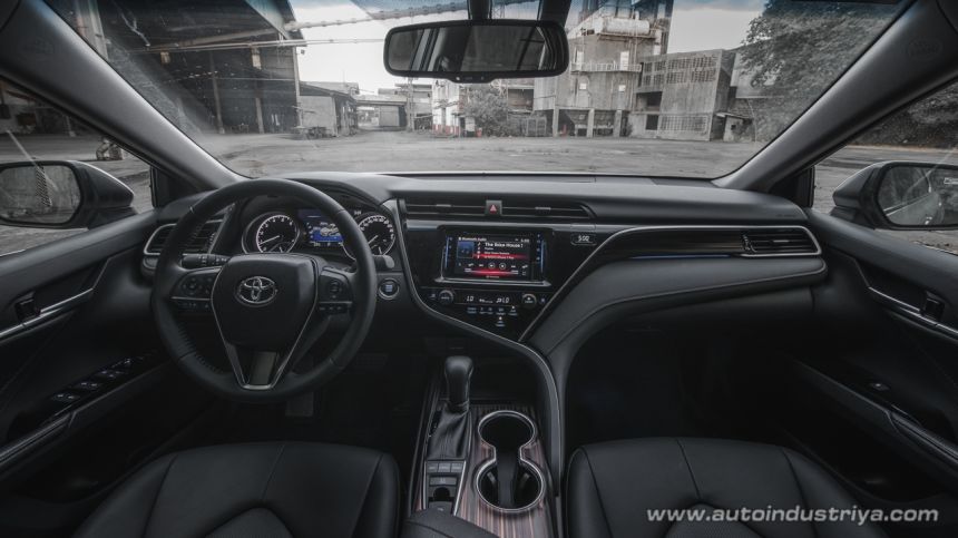 2019 Toyota Camry 2.5V image