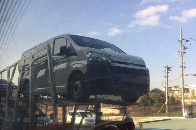 First undisguised photos of 2020 Toyota Hiace image