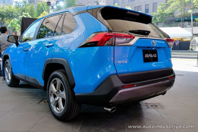 2019 Toyota RAV4 arrives in PH, prices start at Php 1.638M image