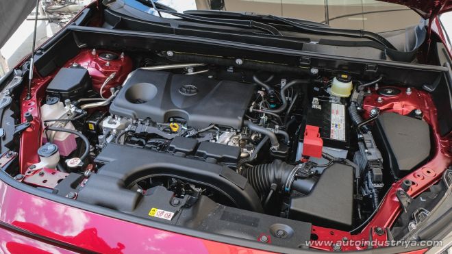 Can 2019 Toyota RAV4 be 30% more fuel efficient than before image